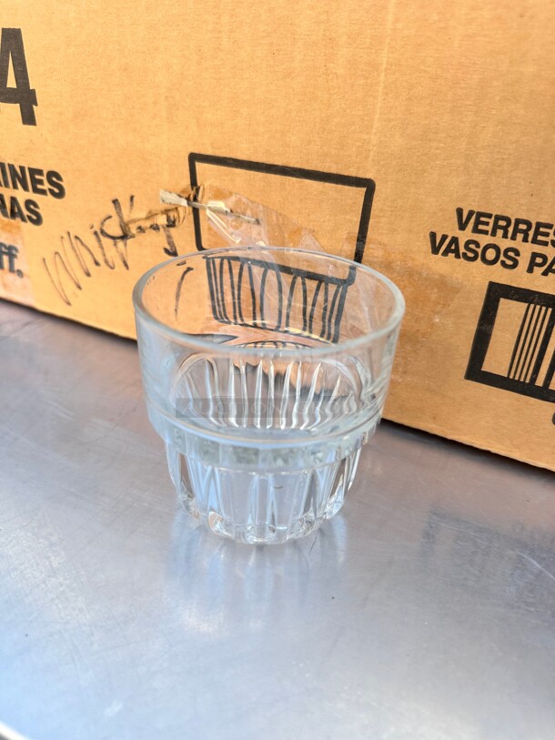 New Libbey Everest Lock No. 15434 Rocks Soda Glass  - Image 3 of 6