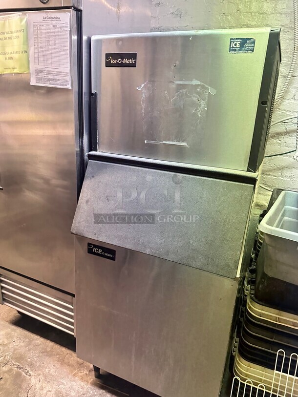 Ice-O-Matic Air Cooled 500 Lb Per day Half Dice Cube Ice Machine -115 Volt Working - Image 4 of 5