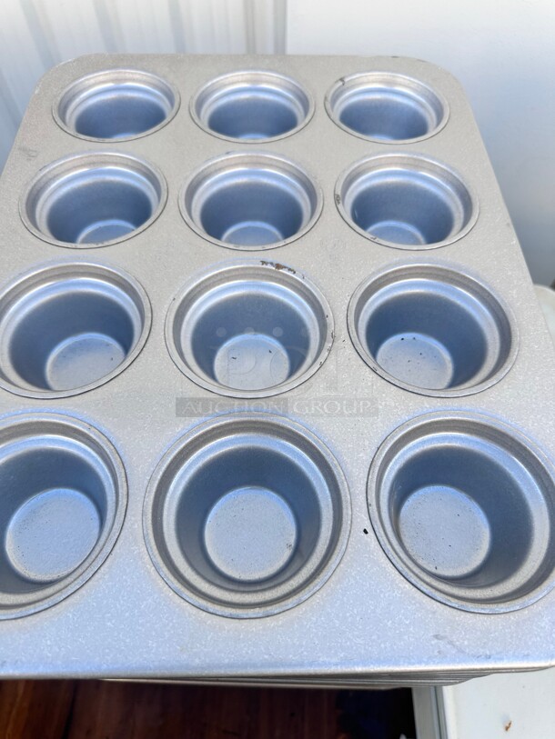 New! Chicago Metallic Muffin Pans - Image 7 of 7