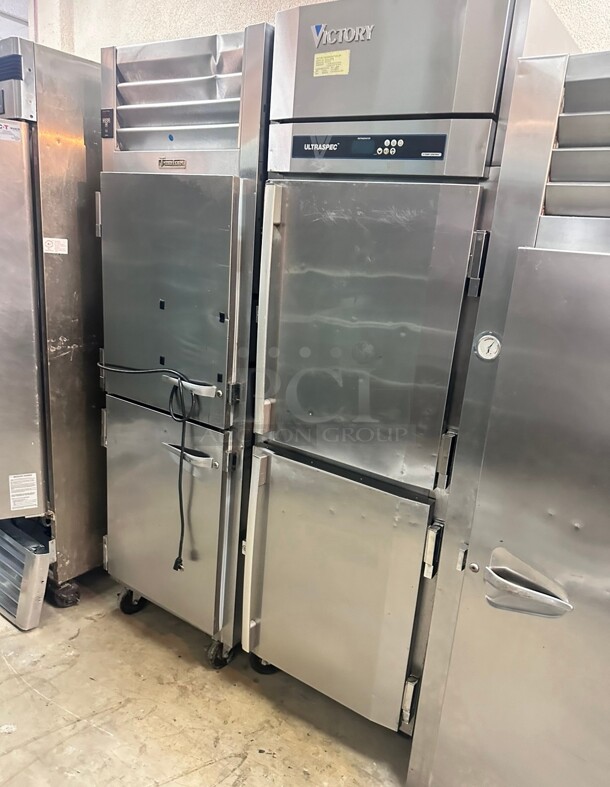 Victory RA-1D-S1 27" Two Sections Reach in Refrigerator 115 Volt Tested and Working - Image 5 of 7