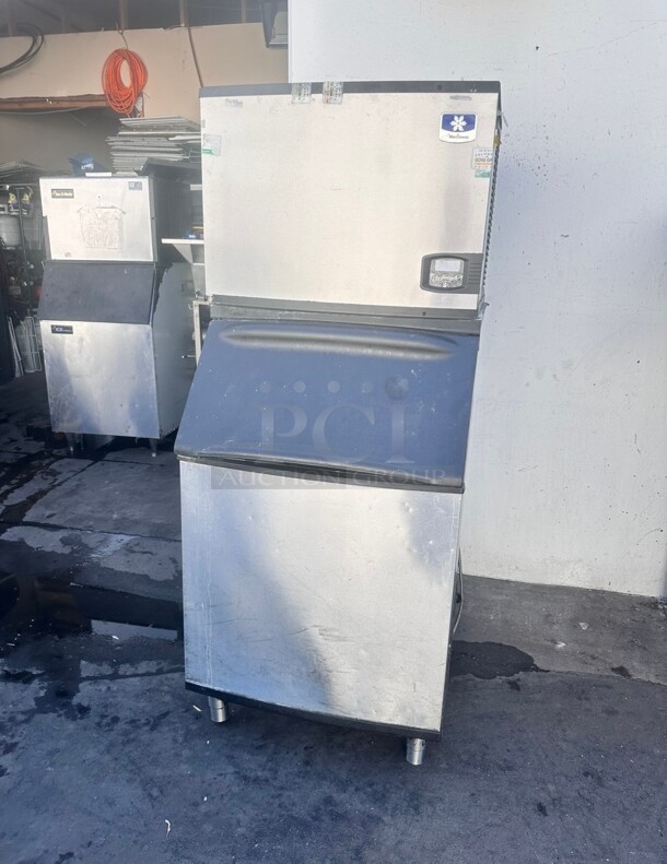 Nice! Used Manitowoc Ice IYT0504 550 lb Indigo NXT™ Half Cube Ice Machine w/ Bin - 500 lb Storage, Air Cooled 115 Volt Tested and Working! - Image 6 of 10