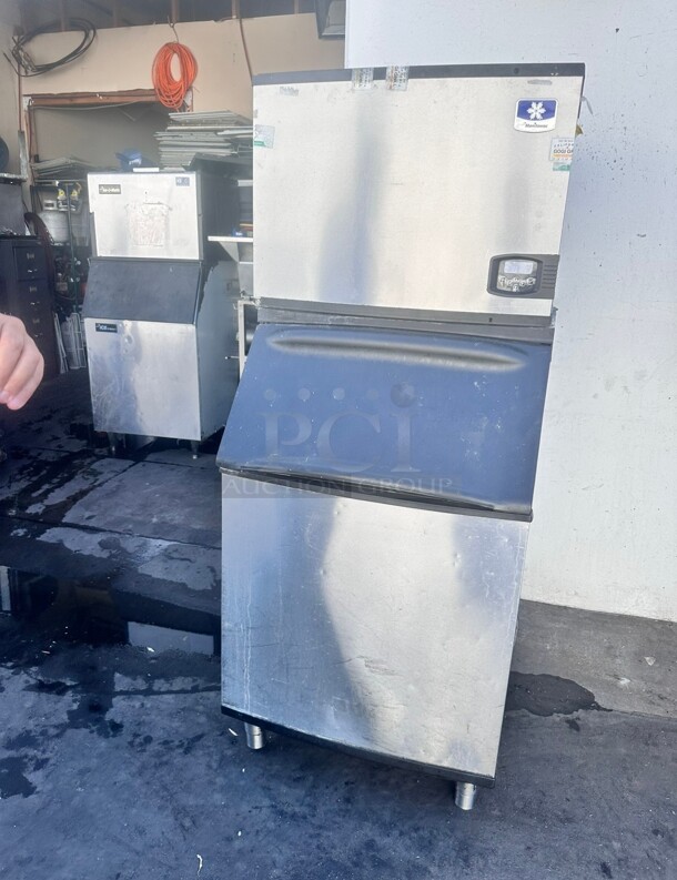 Nice! Used Manitowoc Ice IYT0504 550 lb Indigo NXT™ Half Cube Ice Machine w/ Bin - 500 lb Storage, Air Cooled 115 Volt Tested and Working! - Image 7 of 10
