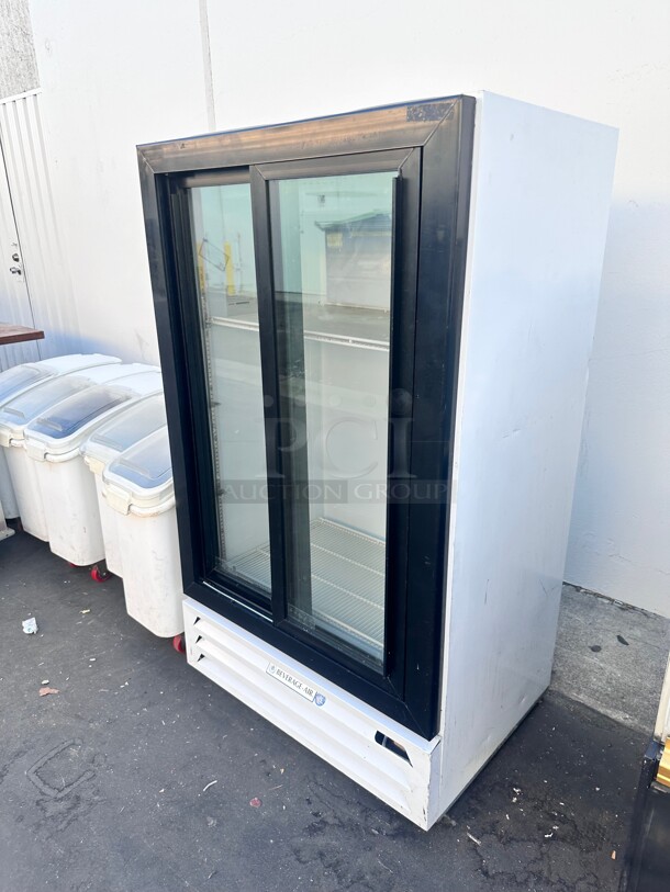 2022 Used Beverage-Air LV17HC-1-W 36" White Refrigerated Sliding Glass Door Merchandiser - Image 3 of 9