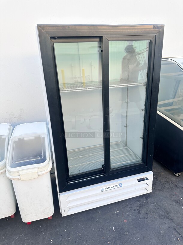 2022 Used Beverage-Air LV17HC-1-W 36" White Refrigerated Sliding Glass Door Merchandiser - Image 9 of 9