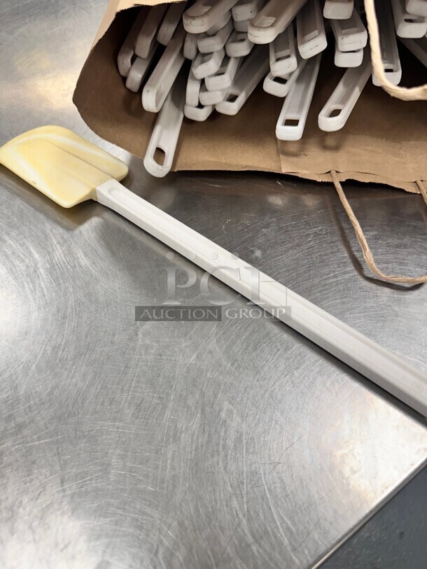 Choice 14 inch White Spatula - Image 4 of 5