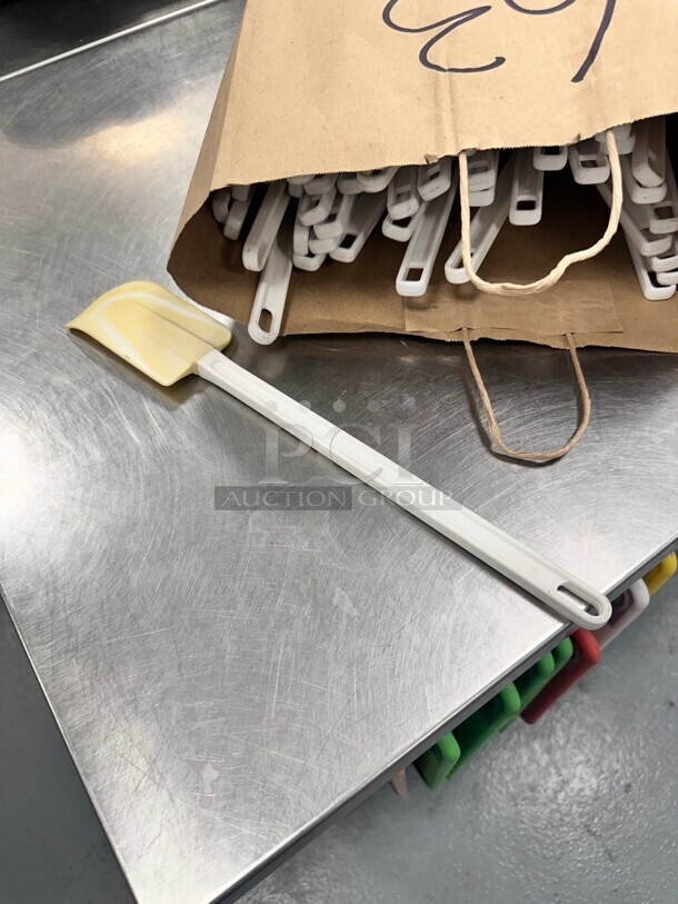 Choice 14 inch White Spatula - Image 5 of 5