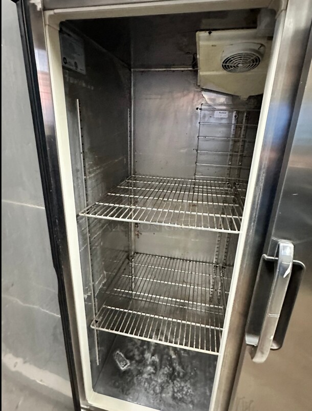 Nice Everest ESRF3 Freezer/ Refrigerator Combo Three Section Reach-In Dual Temp  115 Volt Working - Image 8 of 10