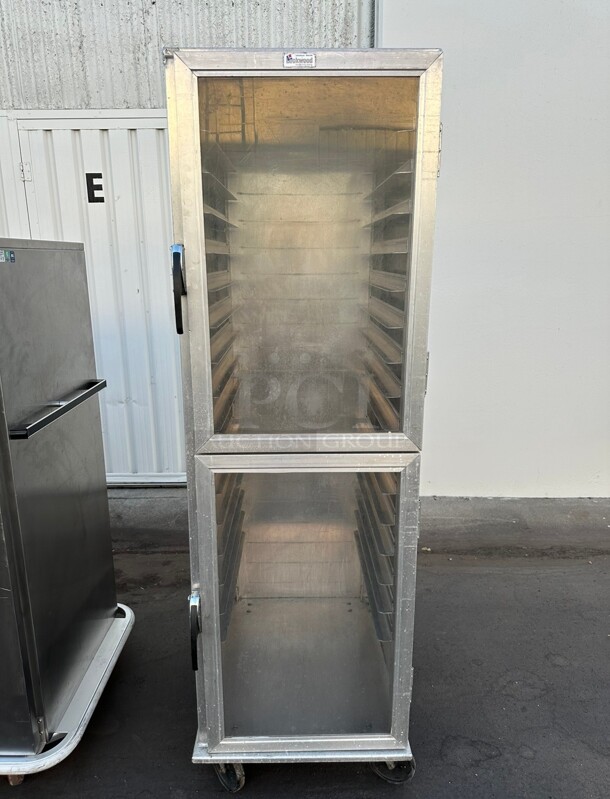 Nice! Used Lockwood CA72-RR18-R Dutch Door Display Cabinet, 18 Pan Capacity - Image 3 of 5