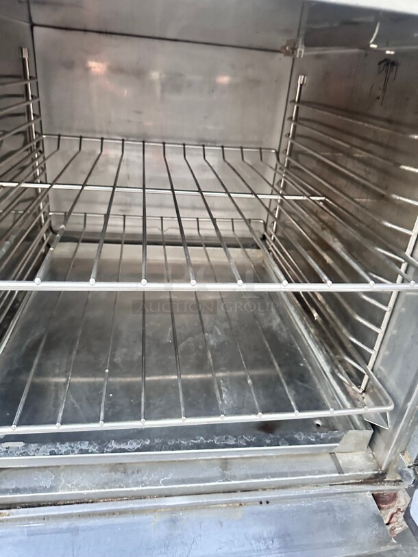 Excellent Condition! Used Alto-Shaam 750-TH-III Undercounter Cook and Hold Oven with Deluxe Controls - 208 Volt 1 Ph, 3800W Tested and Working - Image 4 of 7