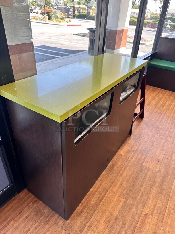 Double Cabinet Style Trash Receptacle - Image 4 of 6