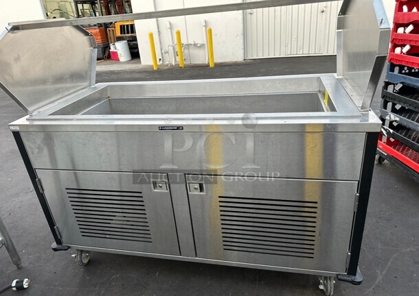 2020 Lakeside 60 in. Cold Food Table Refrigerator with Sneeze Guard and Buffet Tray Slide in Stainless-Steel 115 Volt Tested and Working - Image 6 of 8