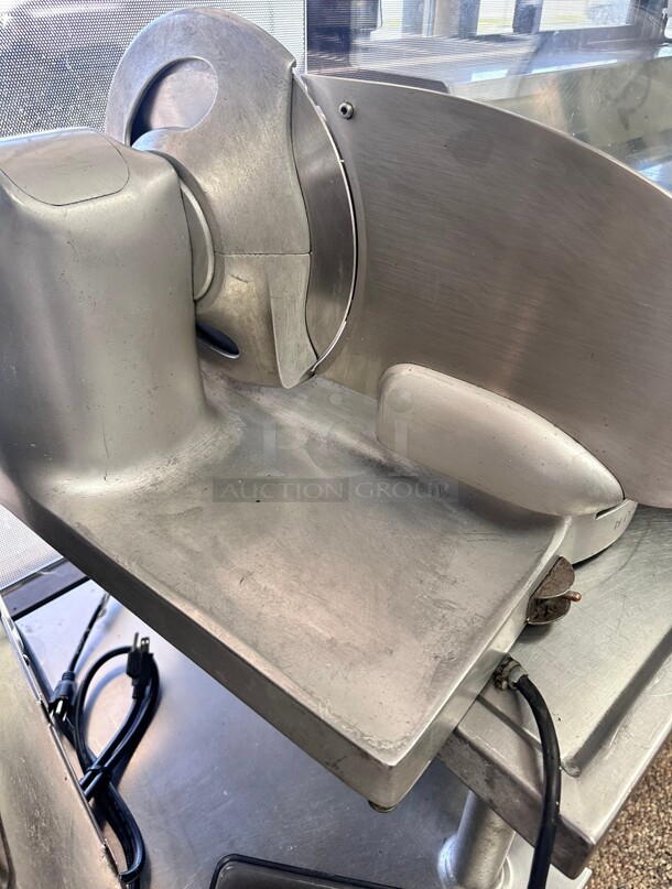Hobart Commercial Meat Cheese Slicer 115 Volt Working - Image 6 of 6