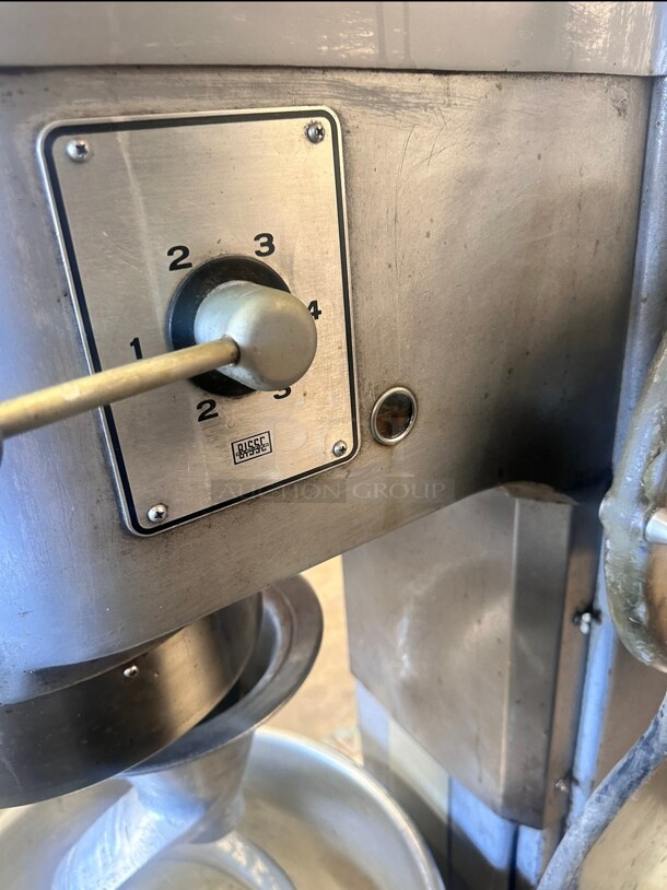 Working! Hobart L-800 Commercial Dough Mixer 80 Qt 220 Volt 3 Phase 1 1/2 HP - Image 3 of 10