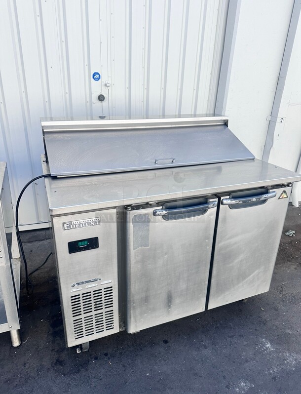 Everest Refrigeration EPR2 48"  Sandwich/Salad Prep Table w/ Refrigerated Base, 115v Tested and Working - Image 2 of 6