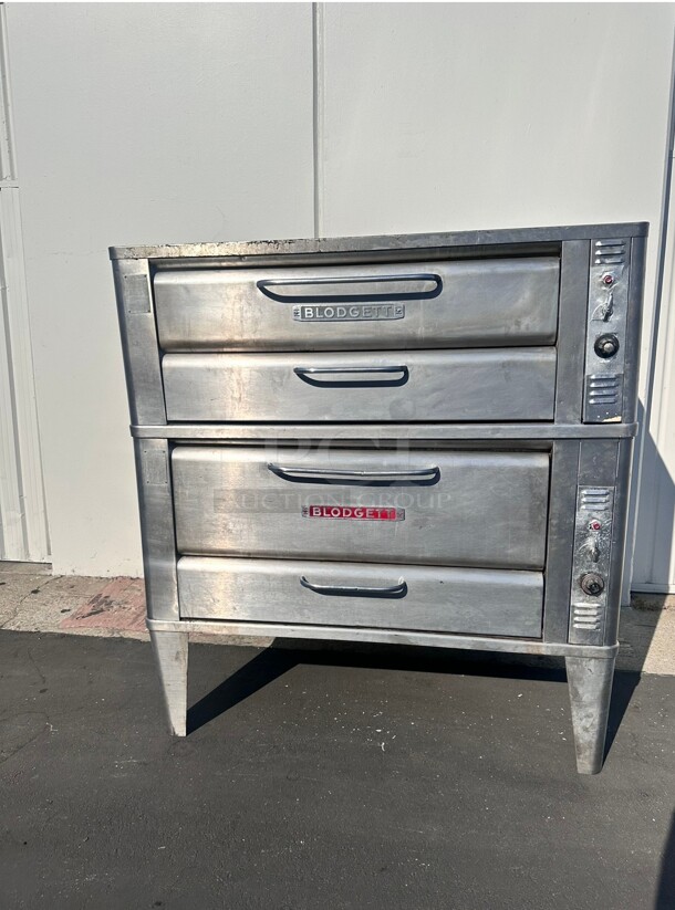 Used Blodgett 961 Natural Gas Double Deck Oven with Draft Diverter - 74,000 BTU Tested and Working - Image 6 of 8