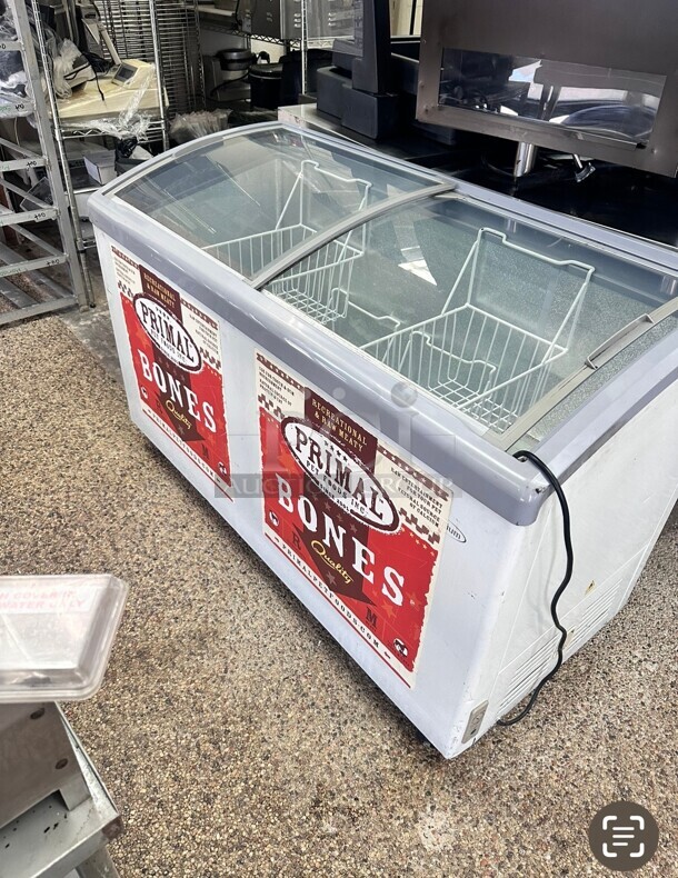 Late Model Commercial Sliding Glass Door Chest Freezer 115 Volt Tested and Working - Image 1 of 6