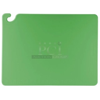 BRAND NEW SCRATCH AND DENT! San Jamar CB182412GN Cut-N-Carry® 24" x 18" x 1/2" Green Cutting Board with Hook