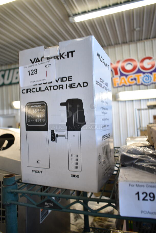 BRAND NEW SCRATCH AND DENT! Vacpak-it 186SV08 Stainless Steel Commercial 10.5 Gallon Sous Vide Immersion Circulator Head. 120 Volts, 1 Phase.  - Image 2 of 3