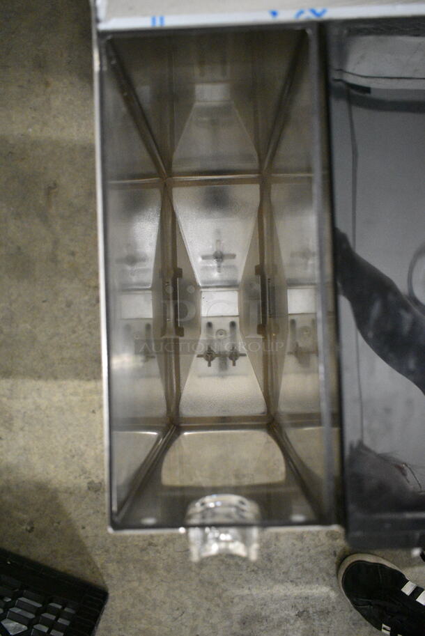 Fetco GR-2 Stainless Steel Commercial Countertop Coffee Bean Grinder. 120 Volts, 1 Phase. Tested and Working! - Image 4 of 8