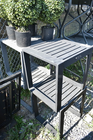 4 Outdoor Living Black Patio End Tables. 4 Times Your Bid!