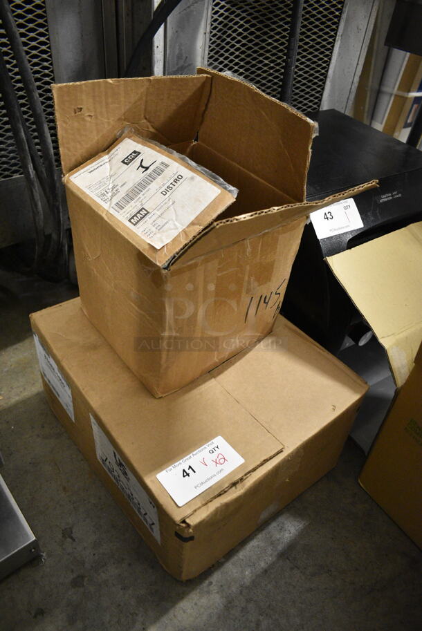 2 Boxes Including Kraft 81088-1000 2 Compartment Trays and 4 Casters. 2 Times Your Bid!  - Image 1 of 3