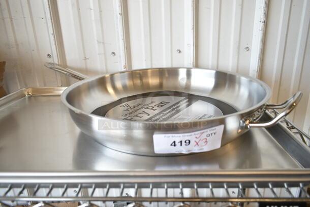 3 BRAND NEW SCRATCH AND DENT! Items Including 473SSFRY16 Vigor SS1 Series 16" Stainless Steel Fry Pan with Aluminum-Clad Bottom and Helper Handle and 2 Vollrath N5300 Wear-Ever Full Size 14 Gauge 18" x 26" Wire in Rim Aluminum Bun / Sheet Pan. 3 Times Your Bid!  - Image 3 of 6