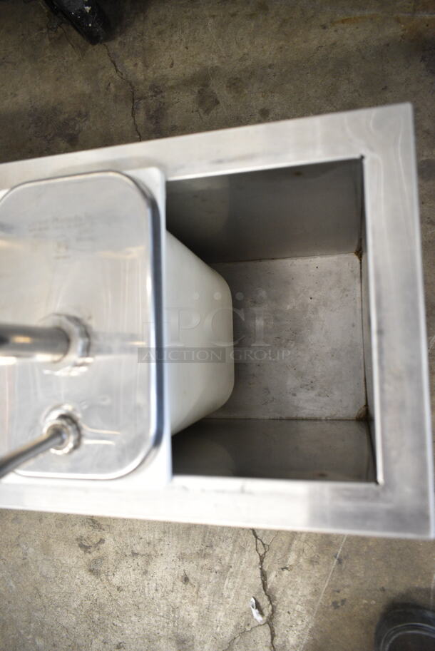 Cecilware Stainless Steel Countertop Rail w/ 5 Drop Ins and 4 Pump Lids.  - Image 6 of 6