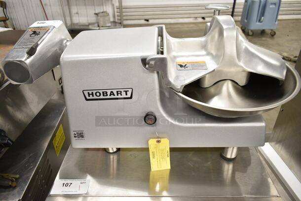 BRAND NEW SCRATCH AND DENT! 2024 Hobart 84145 5 lb. Buffalo Chopper Food Processor with Powder-Coated Aluminum Base, S Blade and #12 Hub. 115 Volts, 1 Phase. Tested and Working! - Image 2 of 9