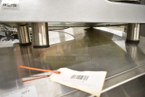 BRAND NEW SCRATCH AND DENT! 2024 Hobart 84145 5 lb. Buffalo Chopper Food Processor with Powder-Coated Aluminum Base, S Blade and #12 Hub. 115 Volts, 1 Phase. Tested and Working! - Image 8 of 9
