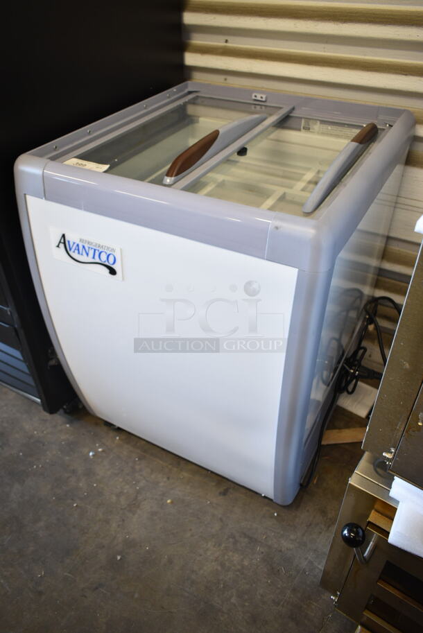 BRAND NEW SCRATCH AND DENT! Avantco 360ADCGEL4 White Metal Floor Style Display Freezer Merchandiser on Commercial Casters. 115 Volts, 1 Phase. Tested and Powers On But Does Not Get Cold - Image 3 of 8