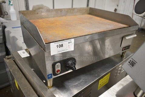 Anvil FTA 8024 Stainless Steel Commercial Countertop Electric Powered Flat Top Griddle. 220 Volts, 1 Phase.