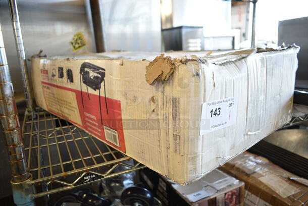 BRAND NEW SCRATCH AND DENT! Backyard Pro 554BPSQ2150 32" Double Burner Outdoor Range - 150,000 BTU - Image 2 of 4