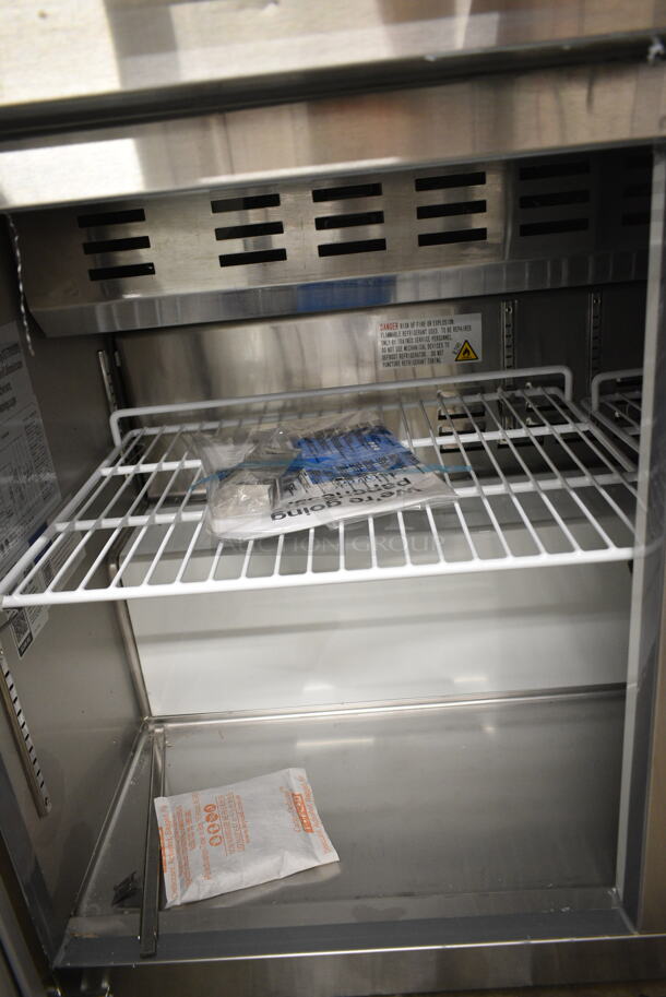 BRAND NEW SCRATCH AND DENT! 2024 Avantco 178APT71HC Stainless Steel Commercial Sandwich Salad Prep Table Bain Marie Mega Top on Commercial Casters. 115 Volts, 1 Phase. Tested and Working! - Image 11 of 12