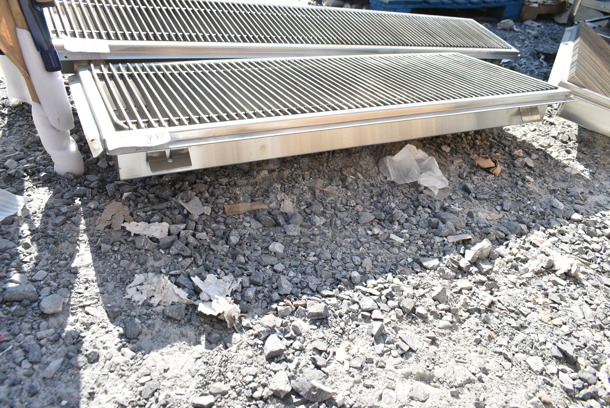 BRAND NEW SCRATCH AND DENT! Regency 600FT1848SS 18" x 48" 14-Gauge Stainless Steel Floor Trough with Grate - Image 3 of 6