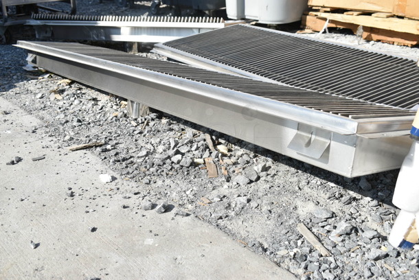 BRAND NEW SCRATCH AND DENT! Regency 600FT1272SS 12" x 72" 14-Gauge Stainless Steel Floor Trough with Grate - Image 3 of 5