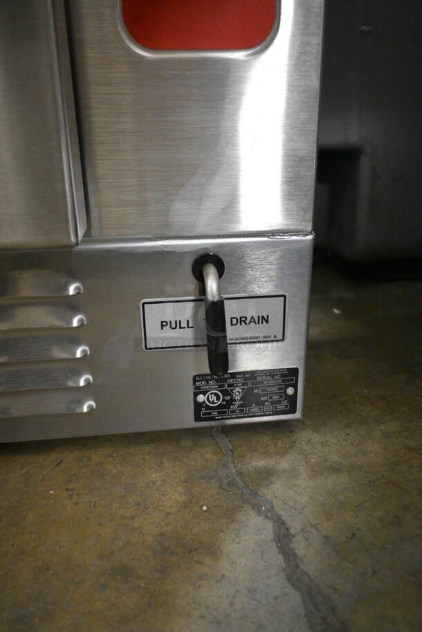 BRAND NEW SCRATCH AND DENT! Vulcan C24EO5AF Stainless Steel Commercial Countertop Electric Powered Single Deck Steam Cabinet. 240 Volts, 3/1 Phase. - Image 6 of 11