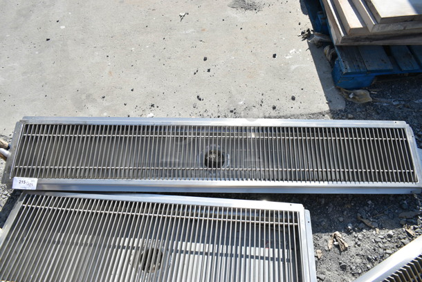 BRAND NEW SCRATCH AND DENT! Regency 600FT1272SS 12" x 72" 14-Gauge Stainless Steel Floor Trough with Grate - Image 4 of 5