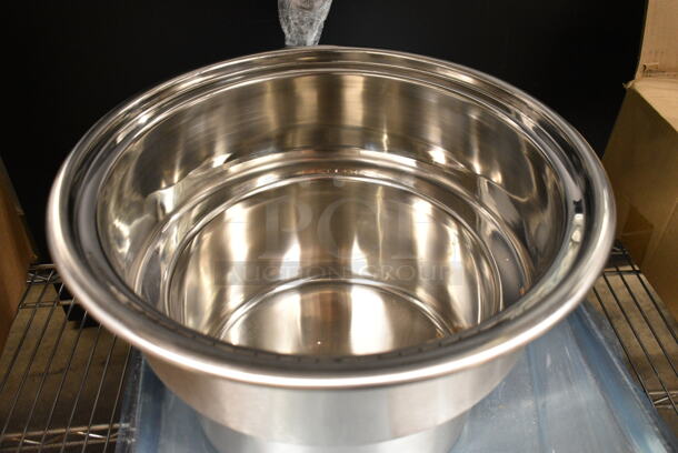 3 BRAND NEW SCRATCH AND DENT! Items; 2 Choice 407BUNFULL Full Size 18" x 26" 19 Gauge Wire in Rim Aluminum Bun Pan / Sheet Pan and Cylindrical Drop In Bin. 3 Times Your Bid!  - Image 4 of 7