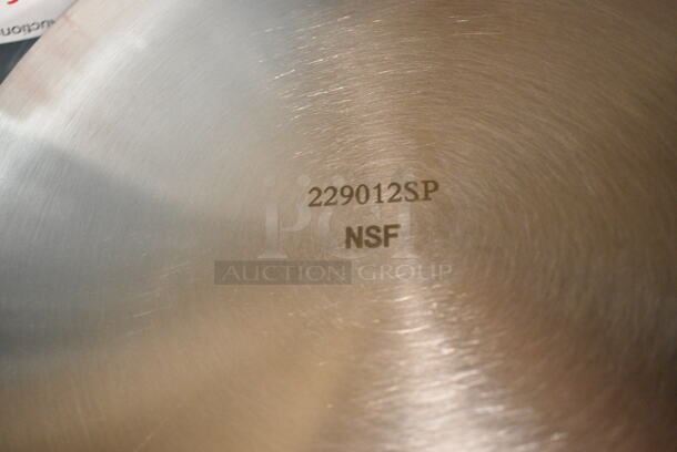 3 BRAND NEW SCRATCH AND DENT! Items; 2 Choice 407BUNFULL Full Size 18" x 26" 19 Gauge Wire in Rim Aluminum Bun Pan / Sheet Pan and Cylindrical Drop In Bin. 3 Times Your Bid!  - Image 5 of 7