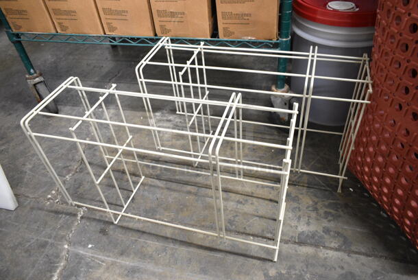ALL ONE MONEY! Lot of Choice 844CUREDSTRE Orange Anti Fatigue Floor Mat, 2 Racks, 3 Clear Poly Center Hinge Lids.  - Image 5 of 8