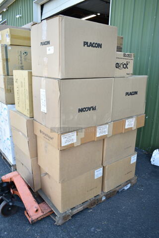 PALLET LOT of 23 BRAND NEW Boxes Including Whole Bean Colombian, M Tucker 10x7x12 White Kraft Strawberry Gazpacho, NOB04SW, M Tucker 10x7x12 White Kraft Braised Pork, C Melt Shop 0813, Karat C-KDL508 Sipper Lid, Designerware DWB10180 Bowls. 23 Times Your Bid! 