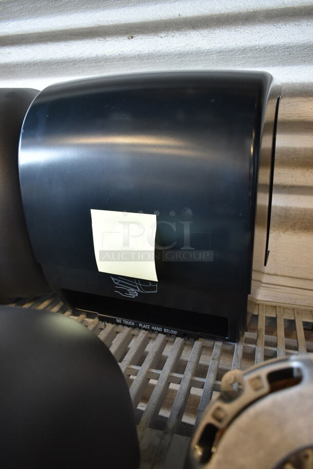 3 BRAND NEW SCRATCH AND DENT! Wall Mount Items; 2 Xlerator XL-GR Hand Dryers and 1 Hand Towel Dispenser. 3 Times Your Bid!  - Image 3 of 10