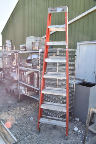 8' Louisville FS1508 300 Pound Capacity A Frame Ladder. 