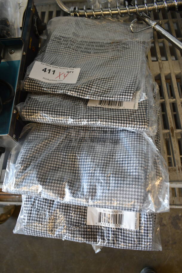 4 BRAND NEW SCRATCH AND DENT! 4013-4034 Uncommon Chef 4013 Unisex Houndstooth Customizable Straight Leg Chef Pants - 34". 4 Times Your Bid!  - Image 2 of 8