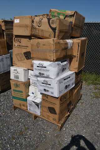 PALLET LOT of 35 BRAND NEW Boxes Including 500CC20 Choice Clear PET Customizable Plastic Cold Cup - 20 oz. - 600/Case, 2 Box 130BKFKSNSPH Choice Black Heavy Weight Wrapped Plastic Cutlery Pack with Napkin and Salt and Pepper Packets - 500/Case, 500TO993 Choice 9" x 9" x 3" Microwaveable 3-Compartment Black / Clear Plastic Hinged Container - 100/Case, 500TO10103C3 Choice 10" x 10" x 3" Microwaveable 3-Compartment Black / Clear Plastic Hinged Container - 100/Case, Lavex 500MFTN Lavex Natural Brown Kraft M-Fold (Multifold) Towel - 4000/Case, 795PLAKFT8 EcoChoice Kraft PLA Lined Compostable #8 Take-Out Container 6" x 4 3/4" x 2 1/2" - 300/Case, Choice 182RRF14 10" x 14" Plastic Food Bag On A Roll - 1000/Case, 347SP10CL Visions Florence 10" Square Clear Plastic Plate - 120/Case, 500LDOMEW Choice 9 oz., 12 oz., 16 oz., 20 oz., 24 oz. Clear PET Dome Lid with 2" Hole - 1000/Case, 4558022026 32 oz. Tall Plastic Iced Tea Design Souvenir Cup with Straw and Lid - 200/Case, 795NRKFT3 New Roots Kraft PLA-Lined Compostable #3 Take-Out Container 7 3/4" x 5 1/2" x 2 1/2" - 200/Case, 795PTOKFT2 Choice Kraft Microwavable Folded Paper #2 Take-Out Container 7 3/4" x 5 1/2" x 1 7/8" - 200/Case, 10 Box 130SERVSP8BK Choice 8 1/2" Black Disposable Plastic Serving Spoon - 72/Case. 35 Times Your Bid! 