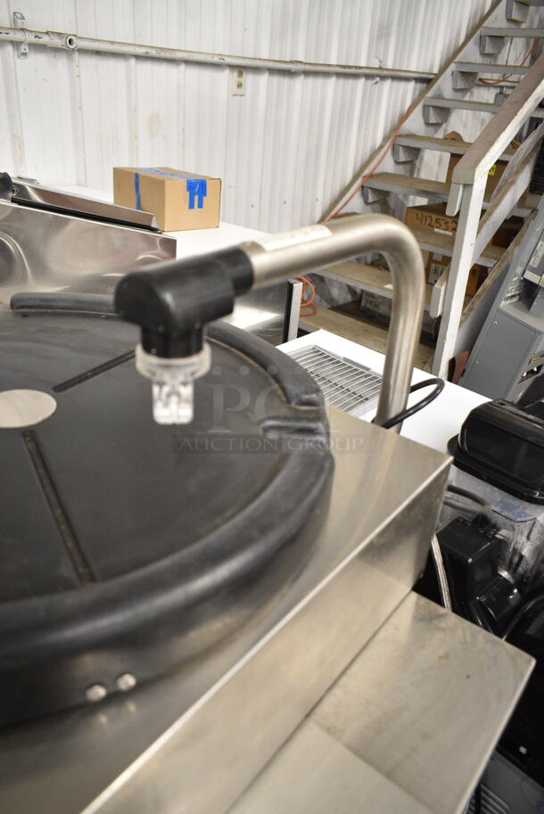 Wunderbar Stainless Steel Commercial Pizza Saucer on Equipment Stand w/ Commercial Casters. Tested and Working! - Image 5 of 8