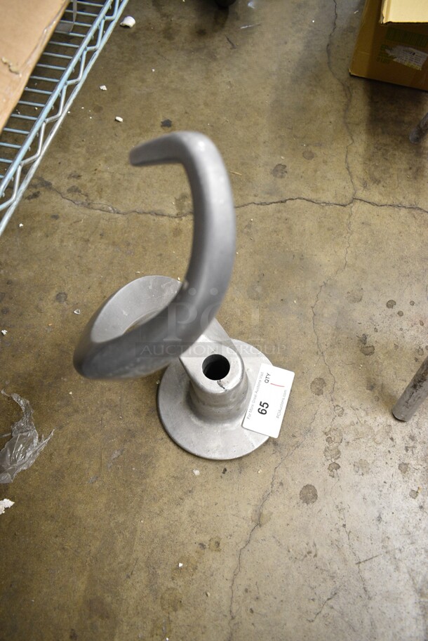 BRAND NEW SCRATCH AND DENT! Hobart VMLH60 Metal Commercial Dough Hook Attachment for Mixer.   - Image 3 of 8