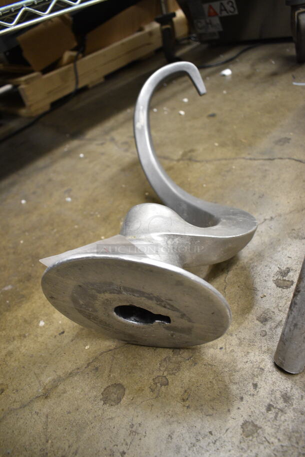 BRAND NEW SCRATCH AND DENT! Hobart VMLH60 Metal Commercial Dough Hook Attachment for Mixer.   - Image 4 of 8