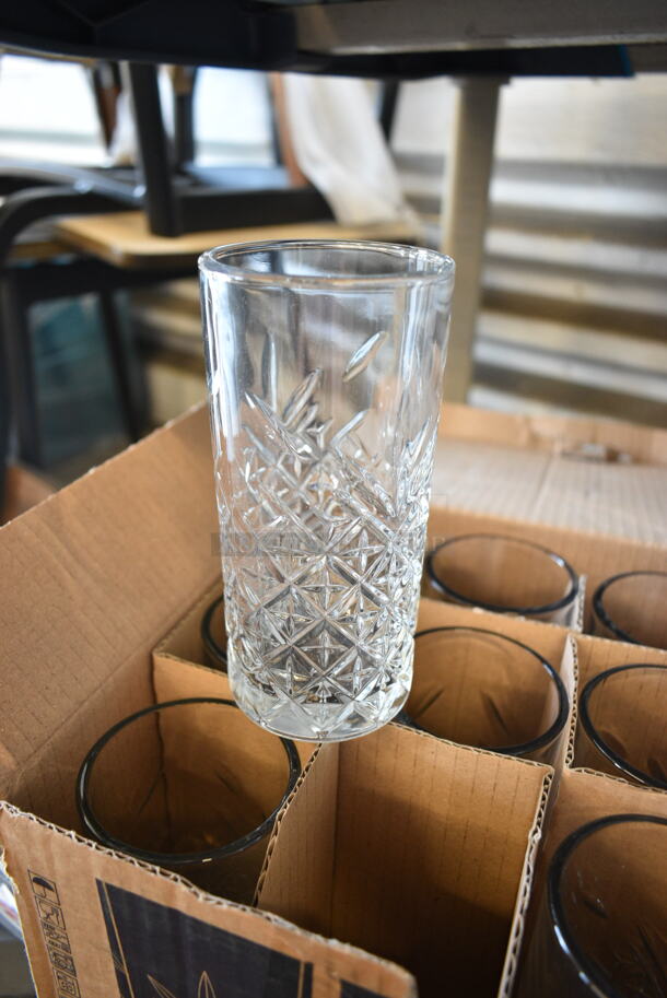 BRAND NEW SCRATCH AND DENT! Box of 12 Pasabache 52820 Timeless Vintage 10.5 oz. Long Drink Glass.  - Image 3 of 5