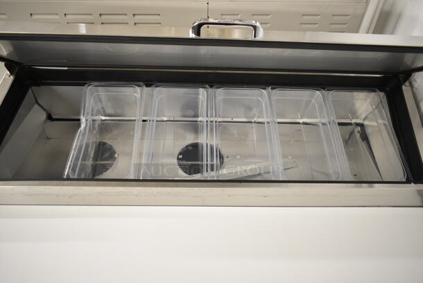 BRAND NEW SCRATCH AND DENT! 2024 True TPP-AT-44D-2-HC Stainless Steel Commercial 44 5/8" Refrigerated Pizza Prep Table with Two Drawers. 115 Volts, 1 Phase. Tested and Working! - Image 6 of 11
